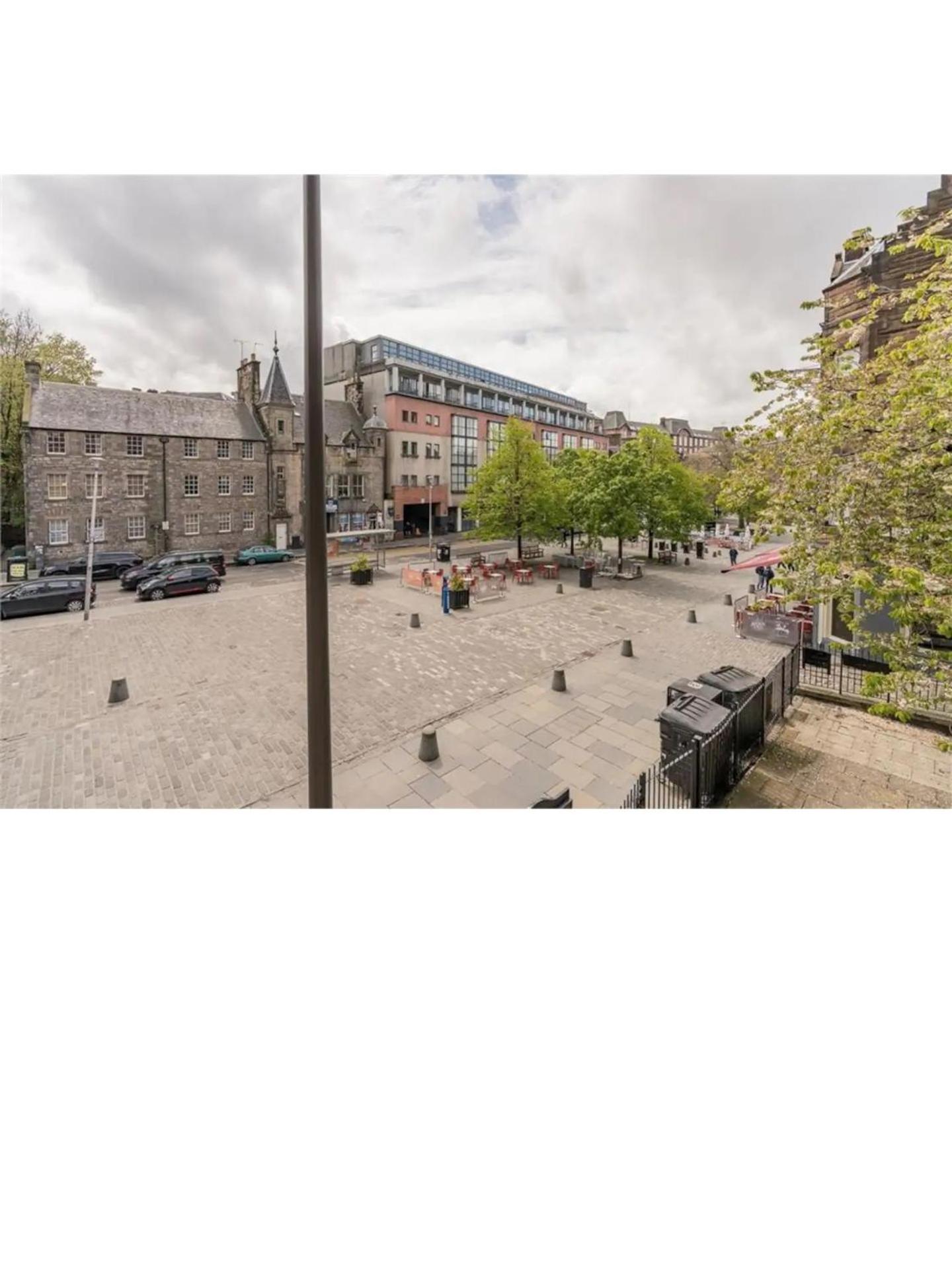 3 Bedrooms Flat In Central Edinburgh Old Town Sleeps 6 Dış mekan fotoğraf