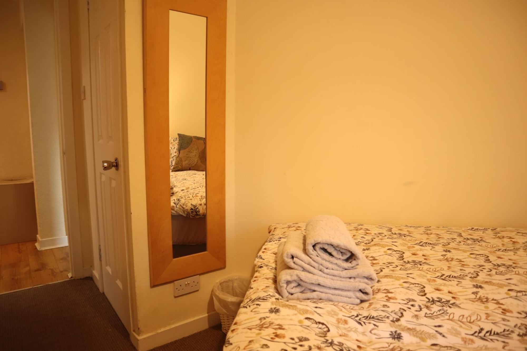 3 Bedrooms Flat In Central Edinburgh Old Town Sleeps 6 Dış mekan fotoğraf