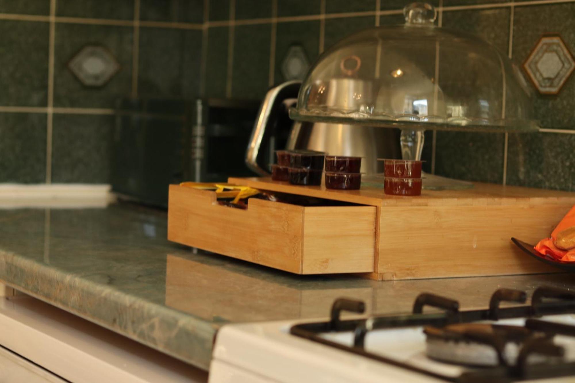 3 Bedrooms Flat In Central Edinburgh Old Town Sleeps 6 Dış mekan fotoğraf